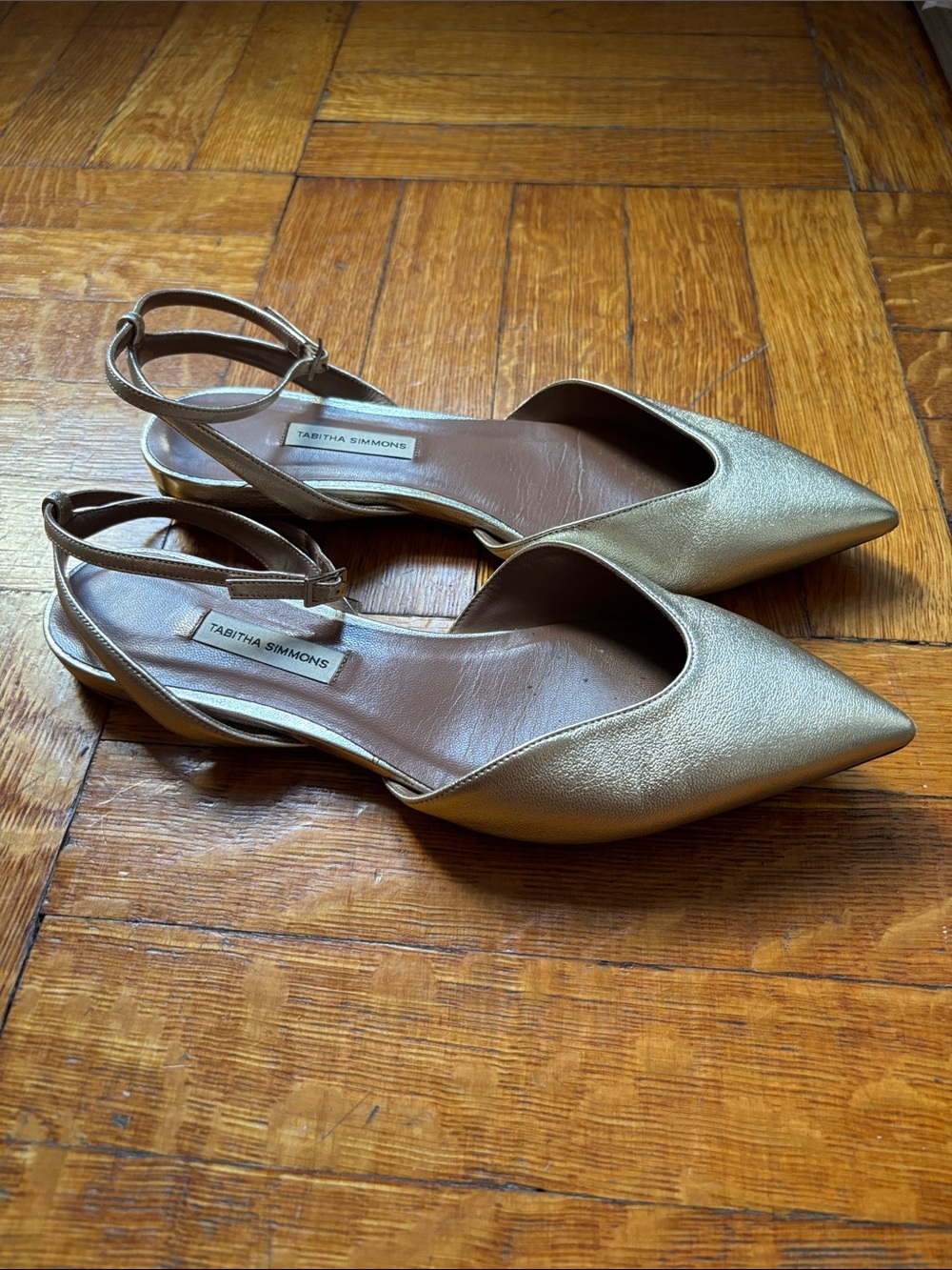 TABITHA SIMMONS CHAMPAGNE GOLD VERA 39 Pointed-Toe FLATS